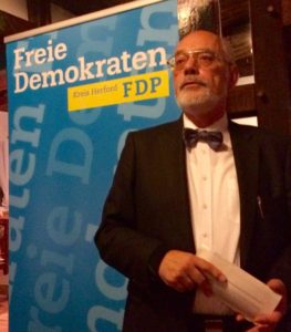 Holger Ellerbrock MdL ist langjähriger Sprecher für Bauen, Wohnen und Stadtentwicklung der FDP-Landtagsfraktion und gilt als Kenner des Immobilienmarkts.